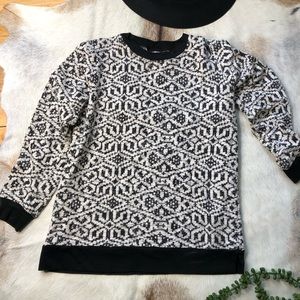 Vintage small black and white sweater
